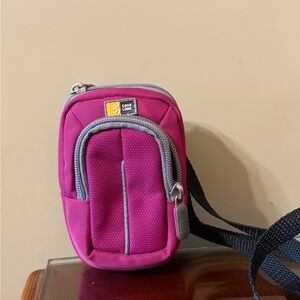 Case Logic small pink camera case